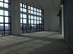 Tradehub 21 (D22), Retail #556123251